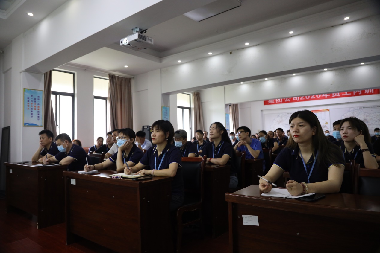 中建国信集团开展电气设备基础知识培训会(图2)